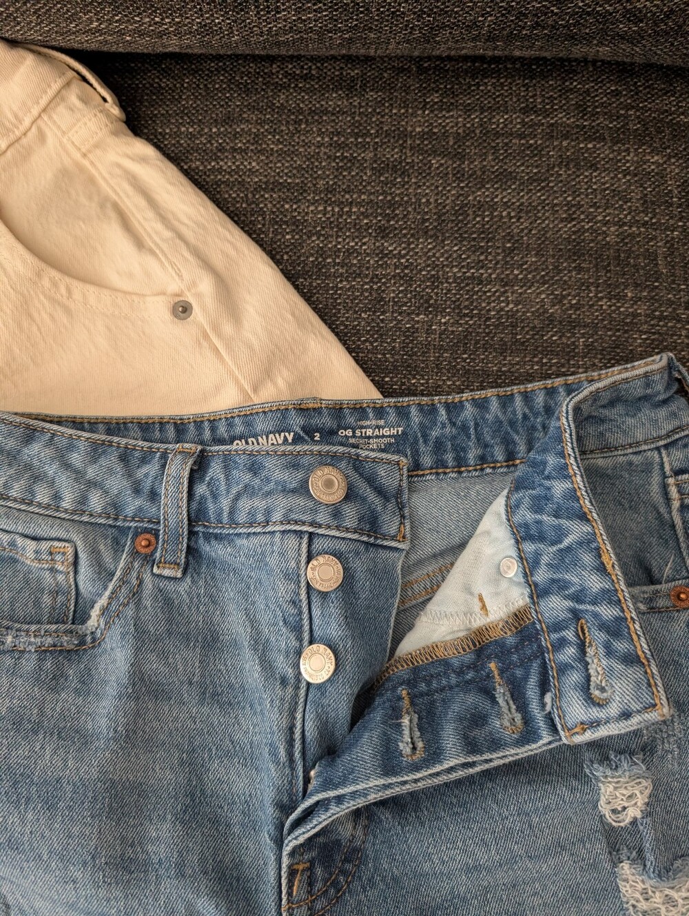 Old Navy Blue, Cream Banana  and Risen High-Rise Denim Distressed Trio - Picture 3 of 13